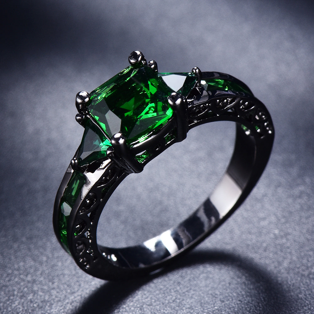 Vintage Black Golden Color Princess Cut Green Stone Ring Engagement Wedding Band Rings For Women Bridal Fine Jewelry Party Gift