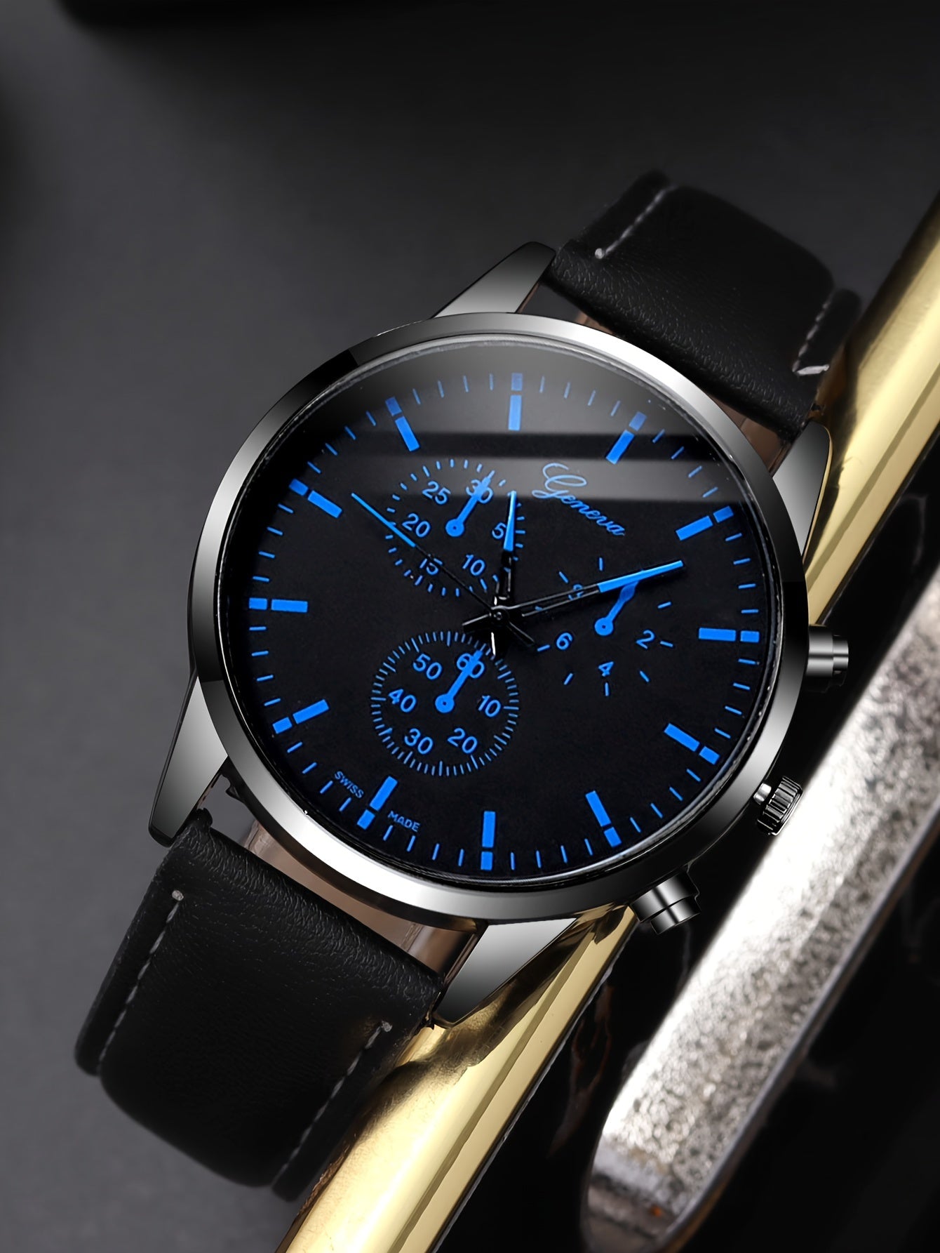 4pcs/set Romantic Couples Watch & Necklace Set - Stylish Quartz Watches with Adjustable Leather Bands & Matching Heart Pendants, Perfect Valentines Day Gift for Lovers