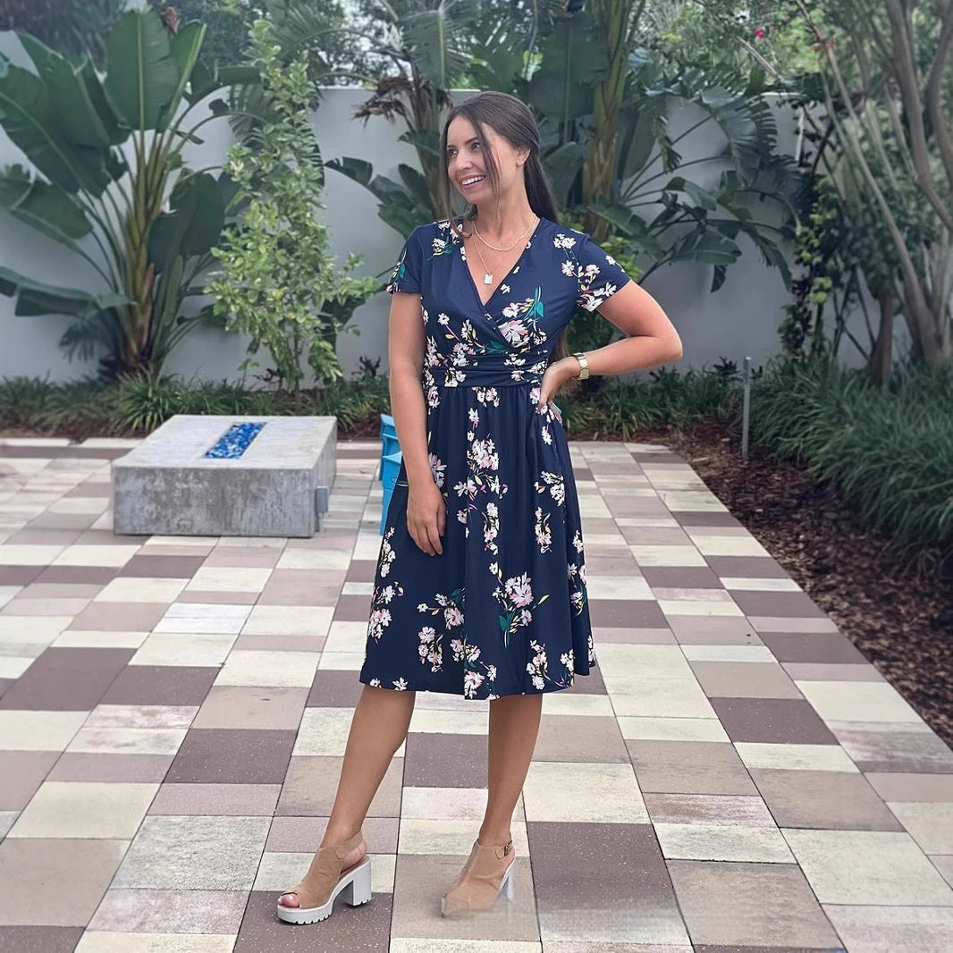 Vacation-style Chic Sundress With V-neck And Floral Print