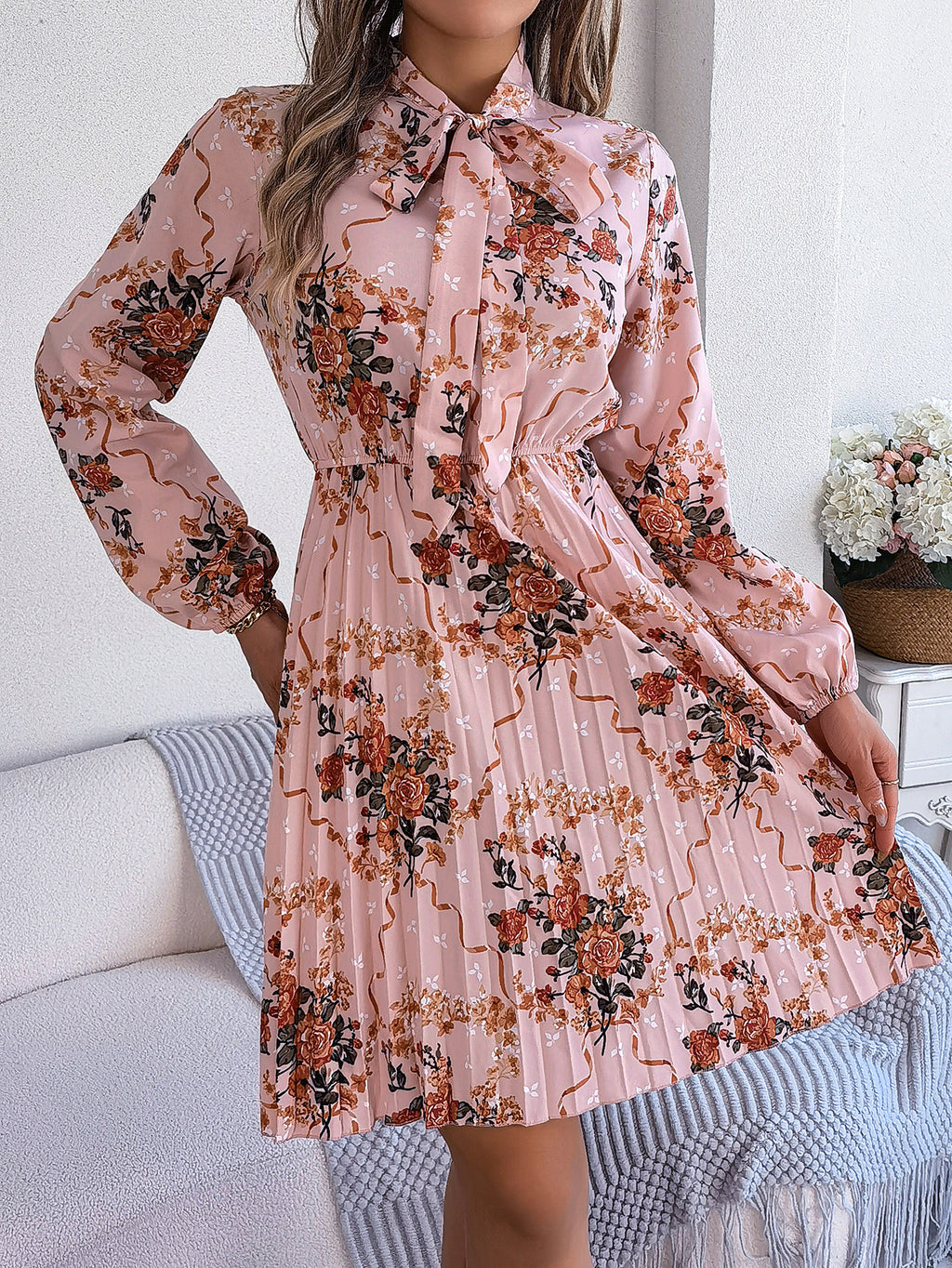 Women's Elegant Floral Tie-Waist Long Sleeve Pleated Maxi Dress