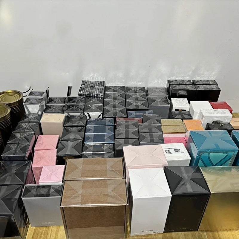 Unisex Luxury 70ml High Quality Red Perfume Long-lasting Woody Fragrance High-end Gift Box for Men and Women Wholesale