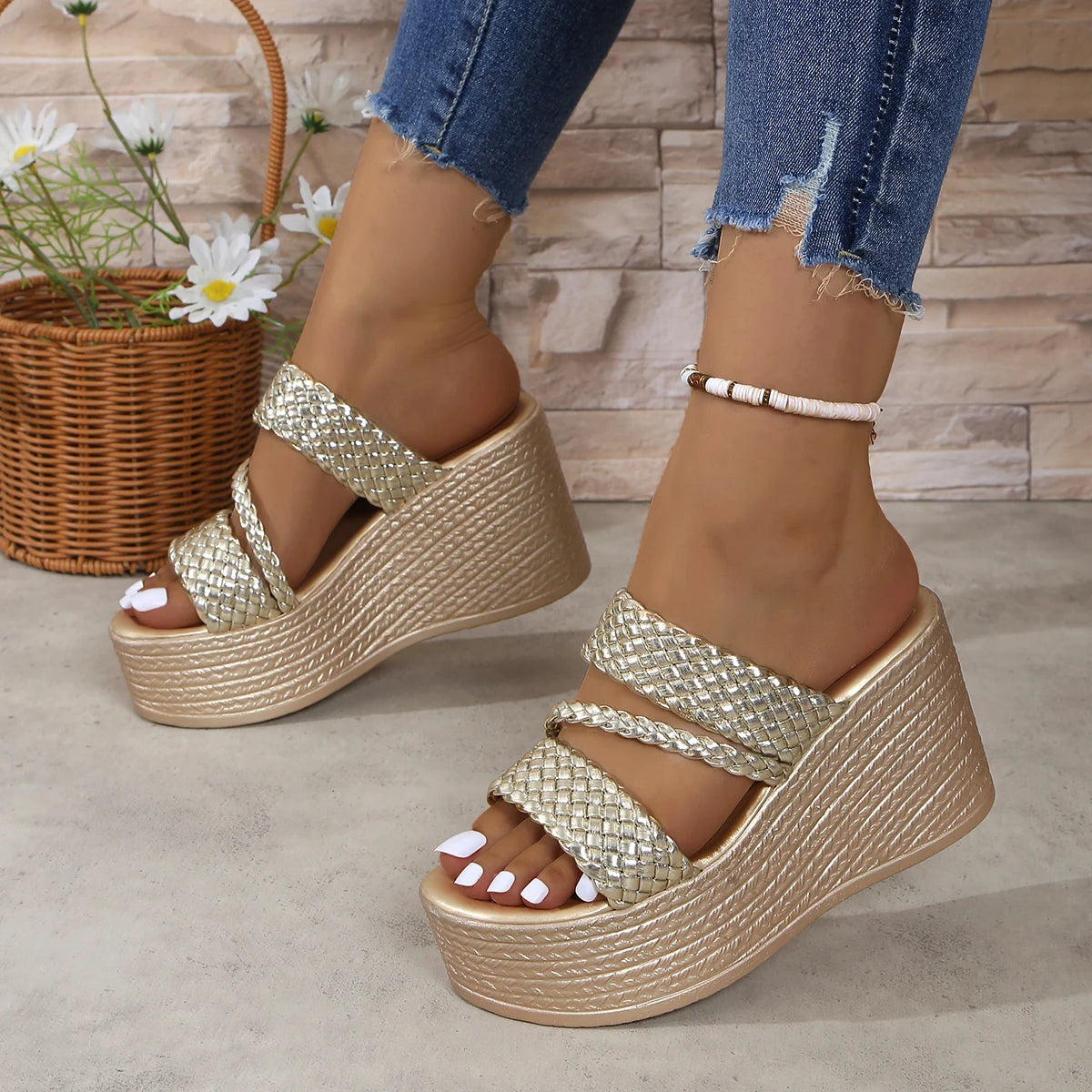 Women Sandals 2025 Summer New Outdoor Beach Sandals Comfortable Gold Wedges Shoes for Women Design Casual Sandals Size 35-43
