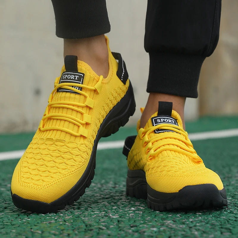 New Men's Sports Shoes Unique Grid Trend Design Breathable Comfortable Running Shoes Summer Track Field Basketball Sports Shoes