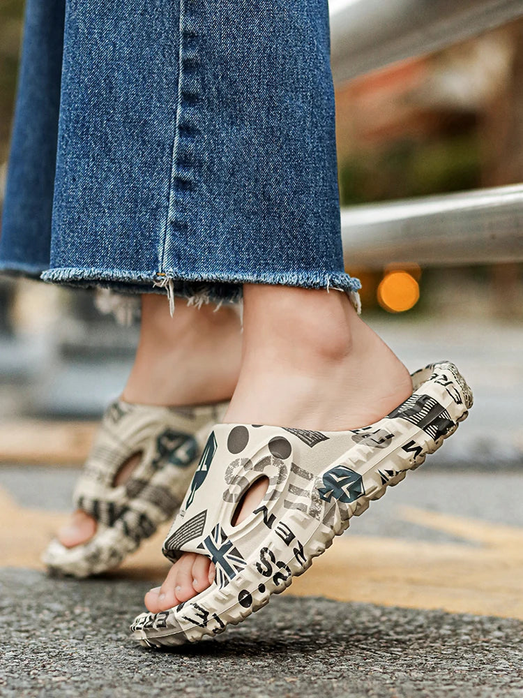 New Stylish Men Slides Shoes Indoor Comfortable Summer Male Casual Slippers Print Soft Non-slip Massage EVA Slippers Outdoor 886