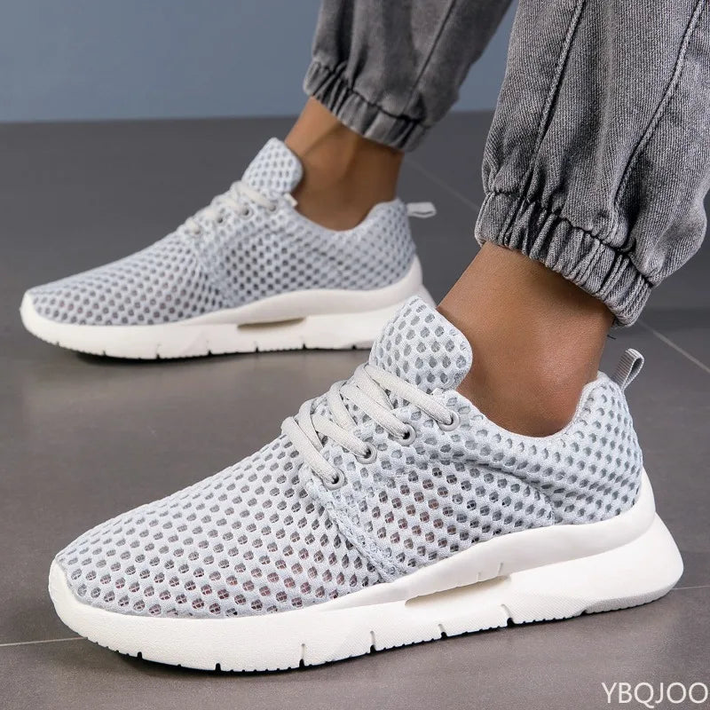 Spring and Autumn Lightweight Breathable Mesh Solid Color Strap Sports Shoes Anti slip Outdoor Breathable Men's Running Shoes