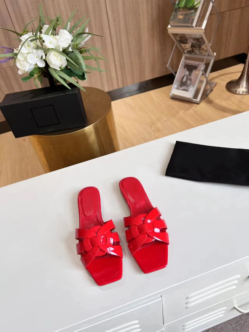 Plus Size 34-43 Women's Slippers Leather Flat Bottom Shallow Open Toe Fishbill Shoes Elegant Office Shoes Comfortable Home Shoes