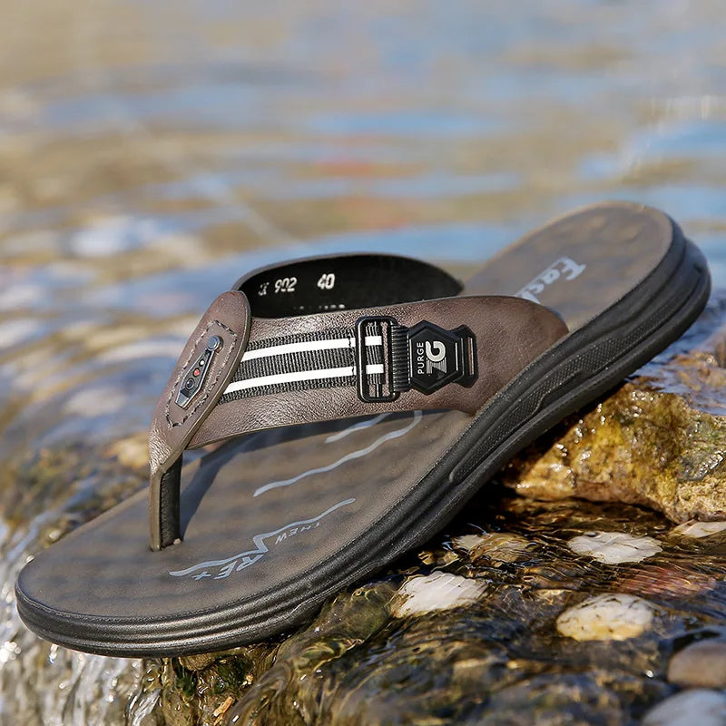 Big Size Leather Slippers for Men 2025 Summer New Designer Flip Flops Male Fashion Casual Outwear Beach Slipper Shoes Man