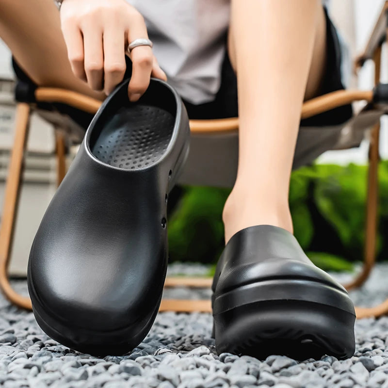 Fashion EVA Men Casual Shoes Thick Soles Sandals WaterProof Anti Slip Work Shoes Women Comfort Nurse Shoes Couple Garden Clogs